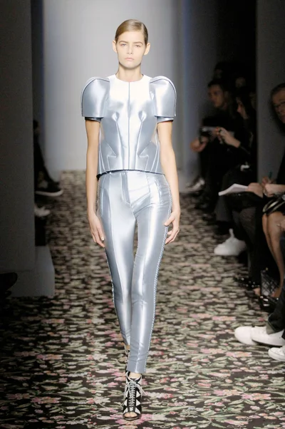 Look 33